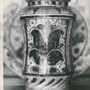 1935 Press Photo Art Institute Poetery collection Get Authentic Sale Online