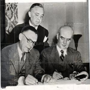 1947 Press Photo Charles R.Cox Free Shipping Inexpensive