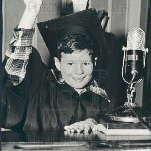 1943 Quiz Kid Joel Kupperman Press Photo With Credit Card Online