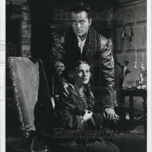 1943 Press Photo Scene from Jane Eyre Sale Visit