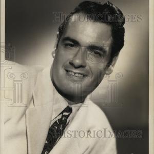 1945 Press Photo Sid Chatton, Comic Impressionist Free Shipping For Nice