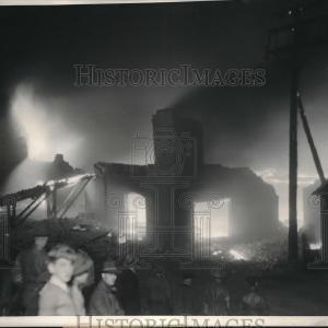 1944 Press Photo Gary, Ind. Sears Roebuck & Co stores on fire Cheap Sale 2025 Newest