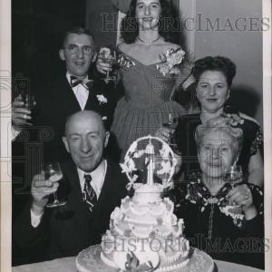1945 Press Photo New York Cluck's & Taback's Celebrate  Three Occasions NYC Free Shipping Sale Online
