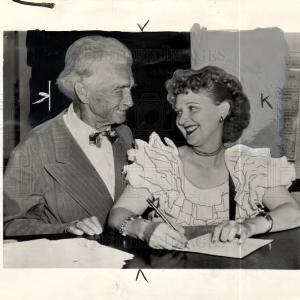 1948 Press Photo Bernarr MacFadden exercise health Cheap Sale Sale