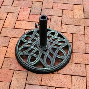 Sunnydaze Round Cast Iron Outdoor Patio Umbrella Base Stand, 17-Inch Cheap Sale