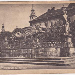 AK Klagenfurt - Lindwurmbrunnen. Outlet Official
