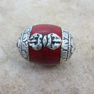 Coral Tibetan Bead With Dorje Design Footlocker Pictures Cheap Online