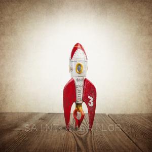 White Small Rocket Find Great Online