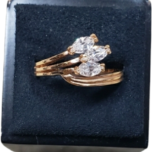 80s Vintage Gold Toned Size 7 Bling Ring Cost Cheap Online