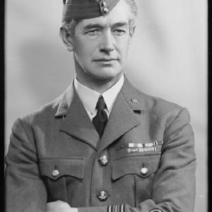 (Eugene) Paul Bennett Greetings Card Cheap Sale Sale