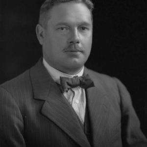 (Ernest) George Hicks Greetings Card Geniue Stockist Cheap Pice