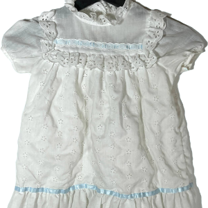 70s Winnie The Pooh White Eyelet Dress Blue Ribbon By Walt Disney Outlet Find Great