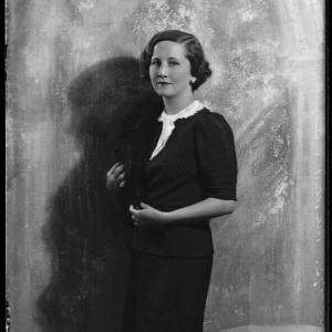 Dorothy (ne Downing, later Gundersen), Viscountess Tarbat Greetings Card New Styles For Sale