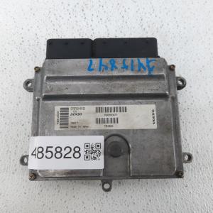 2005 Volvo V40 PCM Engine Control Computer ECU ECM PCU OEM P/N:P30650677 P30743102 Fits Fits 2004 2006 OEM Used Auto Parts Outlet Low Pice Fee Shipping