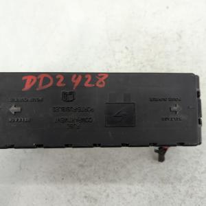 2000-2001 Ford Taurus Fusebox Fuse Box Panel Relay Module P/N:YF1T-14A003-A Fits Fits 2000 2001 OEM Used Auto Parts Pices Online