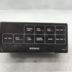 1998 Nissan Altima Fusebox Fuse Box Panel Relay Module P/N:7124-6529 Fits OEM Used Auto Parts Supply