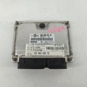 2003 Volkswagen Golf PCM Engine Control Computer ECU ECM PCU OEM P/N:06A 906 032 MD Fits Fits 2004 OEM Used Auto Parts Cheap Sale Online