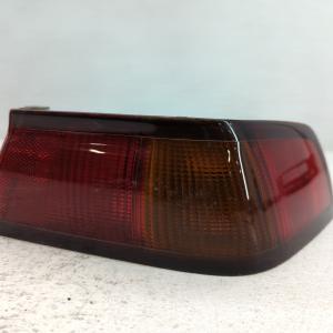 1997-1999 Toyota Camry Tail Light Assembly Passenger Right OEM P/N:81560-AA020 Fits Fits 1997 1998 1999 OEM Used Auto Parts Clearance With Credit Card