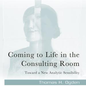 Coming to Life in the Consulting Room - Paperback / softback Clearance Low Pice