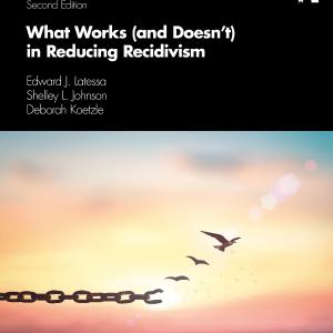 What Works (and Doesn't) in Reducing Recidivism - Paperback / softback New Online