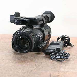 Panasonic AJ-PX270 microP2 AVC-ULTRA Handheld HD Camcorder Footlocker Pictures