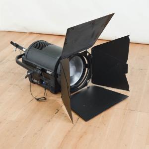 ARRI L10-C Color LED Pole-Operated Fresnel (NO POWER SUPPLY) Amazon Cheap Pice