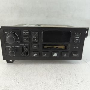 1997-2001 Jeep Cherokee Radio AM FM Cd Player Receiver Replacement P/N:P04858556 Fits Fits 1996 1997 1998 1999 2000 2001 2002 2003 OEM Used Auto Parts Countdown Package Online