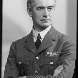 (Eugene) Paul Bennett Greetings Card Enjoy Online