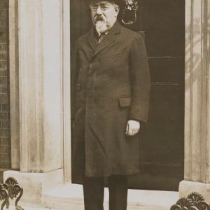 'The Budget' Greetings Card Free Shipping Big Discount