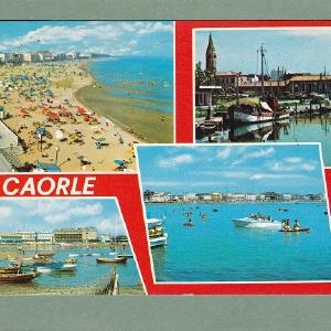 AK Caorle. La spiaggia di levante aerea e dal mare ed il porto. Wholesale Pice