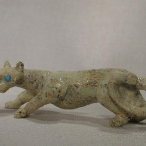 Serpentine Mountain Lion by Dan Quam, Deceased  - Zuni Fetish Cheap Sale Exclusive