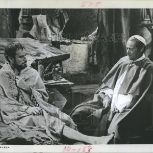 1966 Press Photo Rex Harrison And Charlton Heston In The Agony And The Ecstasy Largest Supplier For Sale