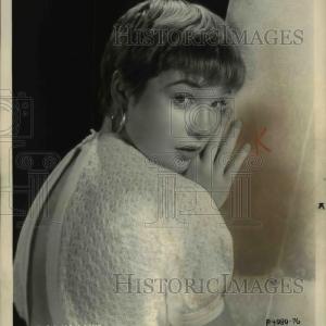 1958 Press Photo Shirley MacLaine in The MatchMaker - cvp35590 Wiki Sale Online