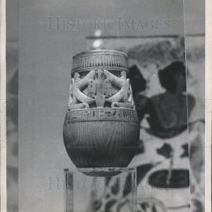 1963 Press Photo Egypt Artifacts Egyptian Museum Art Free Shipping View
