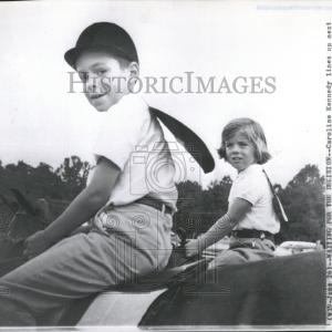1962 Press Photo Caroline Kennedy Stevie Marzani Pony Pick A Best Cheap Pice