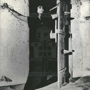 1967 Press Photo Indian Medea Euripedes Play Free Shipping Big Discount