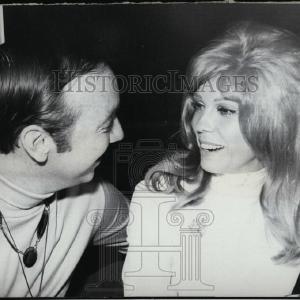 1968 Press Photo Nancy Sinatra daughter of Frank Sinatra and Producer Jack Fast Delivery For Sale
