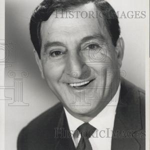1968 Press Photo Danny Thomas "The Danny Thomas Show" Sale Shop Offer