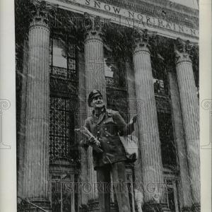 1957 Press Photo Mail Man Clearance In China