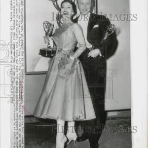 1957 Press Photo Loretta Young and Robert Young hold Emmys at Hollywood awards. Cheap Sale For Cheap