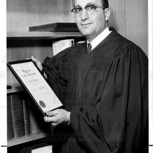 1957 Press Photo Judge Victor Baum Harvard law school Sale New Styles