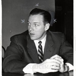 1957 Press Photo John McHale, artist Cheap Buy Authentic