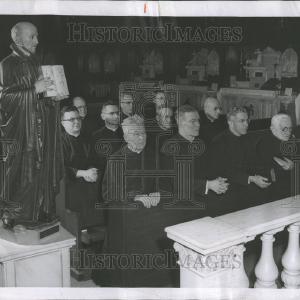 1956 Press Photo St Ignatius Loyola Jesuit priests Free Shipping Manchester