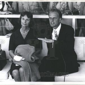1965 Press Photo Billy Graham,Evangelist Manchester For Sale