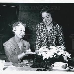 1961 Press Photo Henry Preston Kenneth Ward Wives Huge Surprise Cheap Pice