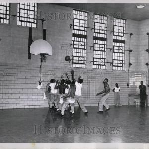 1961 Press Photo Boys kept busy at basketball Big Sale