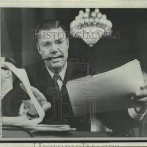1966 Press Photo Defense Secretary McNamara briefs senate Foreign Relations For Nice Online