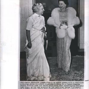 1961 Press Photo Queen Elizabeth II party V.L. Pandit Release Dates Authentic