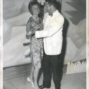 1961 Press Photo MR. AND MRS. ROBERT LASATER JR Newest Online