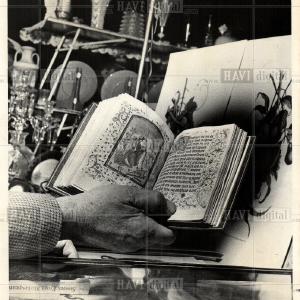 1960 Press Photo book show Free Shipping Outlet